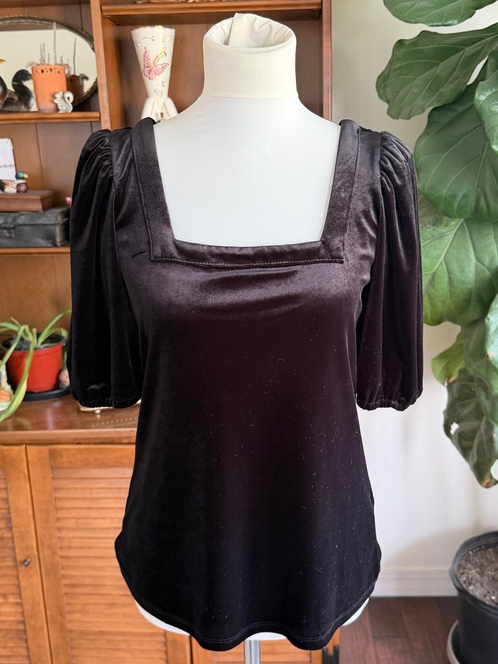CeCe Black Velvet Square-Neck Puff Sleeve Top Shirt S